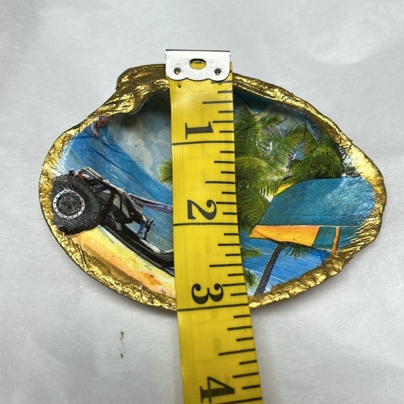 Handmade Decoupage Shell Trinket Dish - Picture 7 of 7